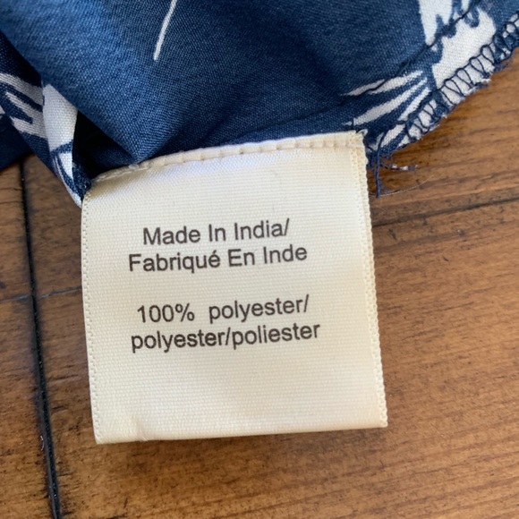 Casual blouse. Brand new - Picture 3 of 6